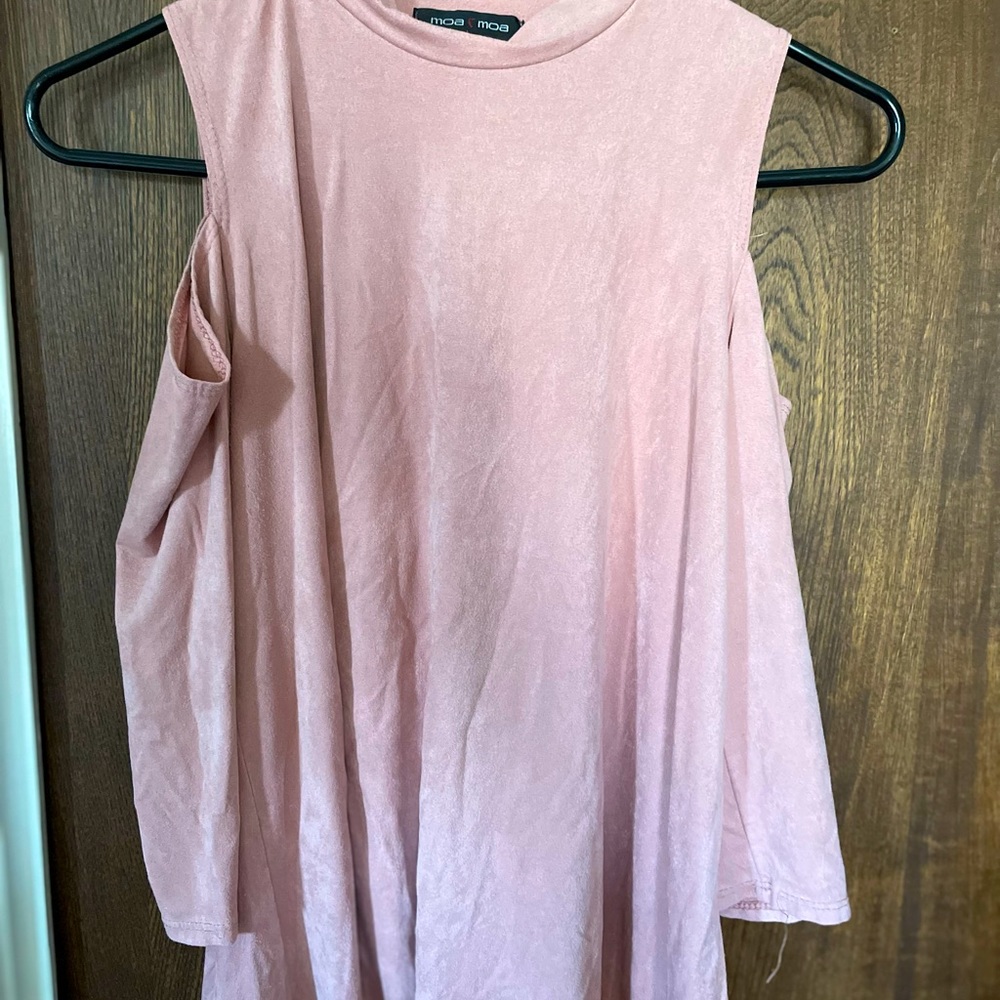18 Beautiful top pink